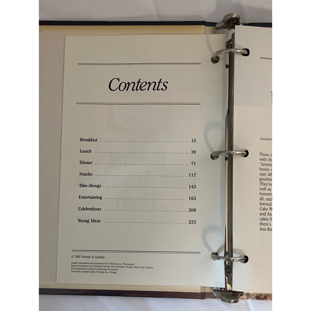 Duncan Hines Baking With American Dash Cookbook‎ Recipes Vintage 1982